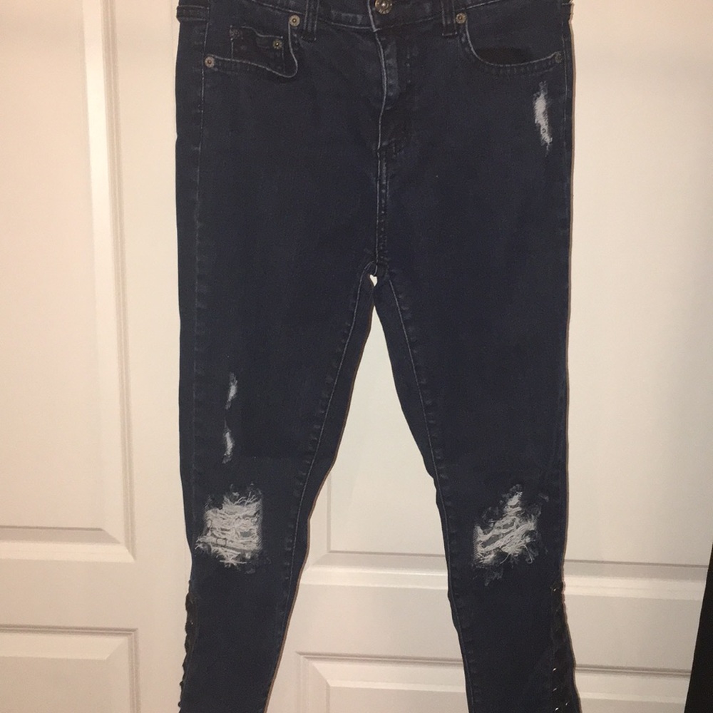 LF Carmar Distressed Denim